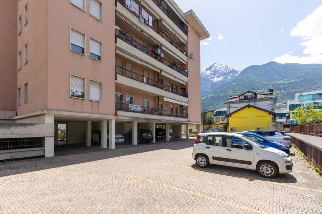 Casa Vacanze- Debra Aosta Eksteriør billede